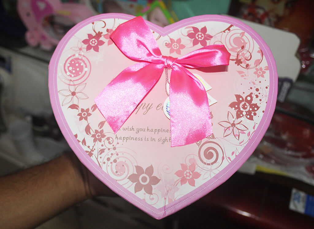Valentine Love Shaped Gift box